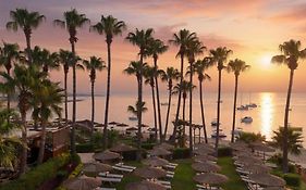 Cavo Maris Beach Hotel&Suites